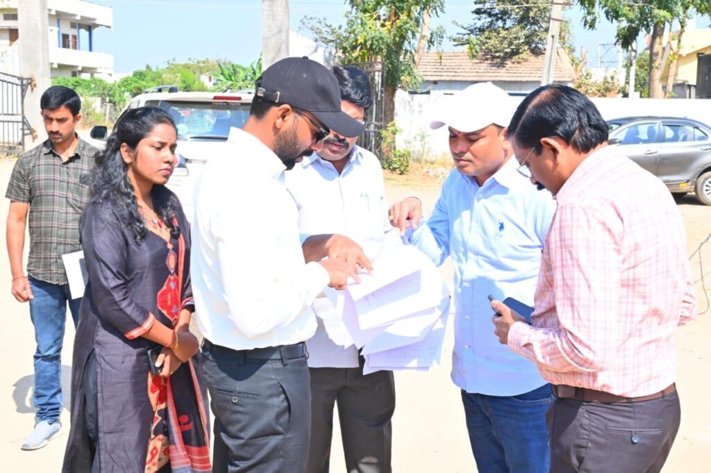 Collector Reviews Voter Enumeration Process 121